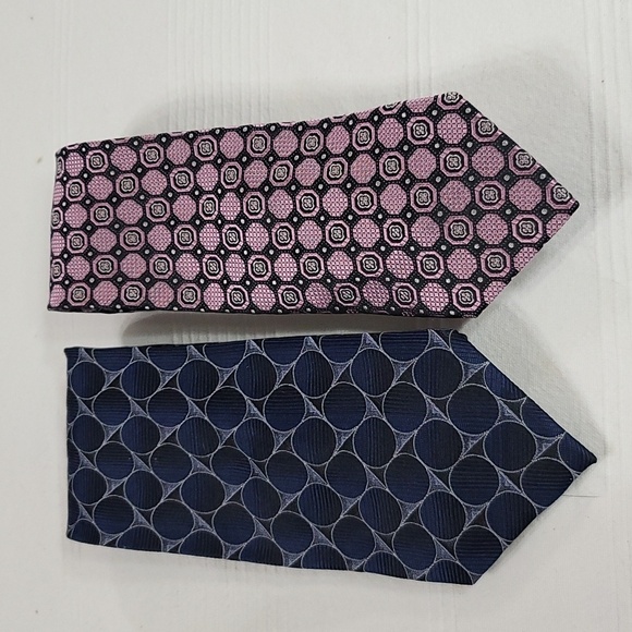 Mens Tie Bundle 2 100%Silk John Ashford(Navy GUC READ/Bruno Piattelli EUC 58-60" - Picture 1 of 9